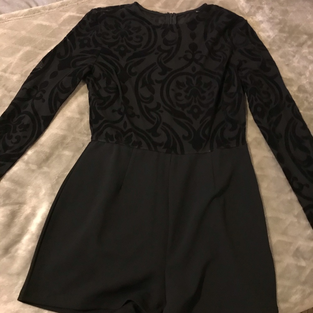 Short blouse